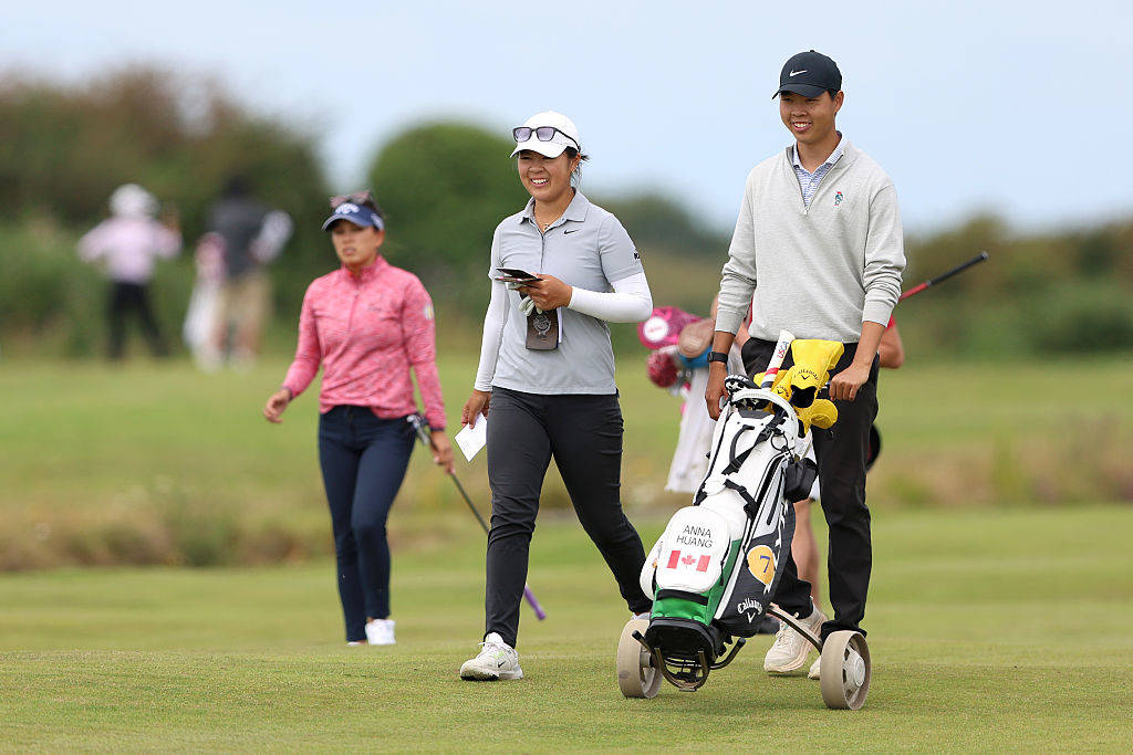 Anna Huang (centre) in action during Final Qualifying for the 2025 AIG Women's Open.